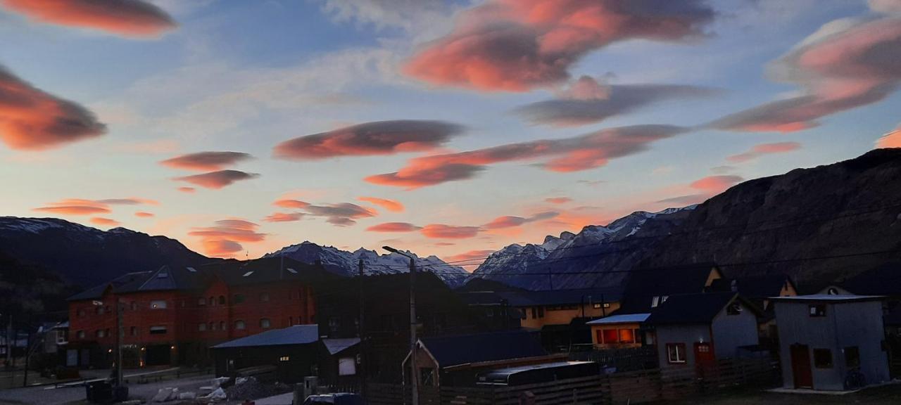 Aparts Merkaba El Chalten Eksteriør bilde